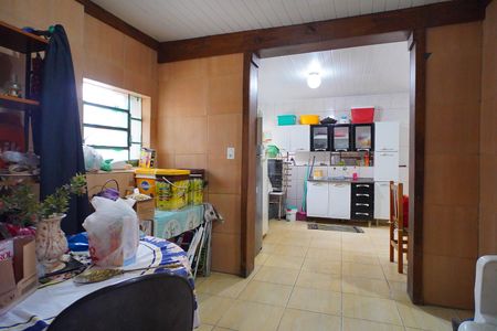 Sala de casa à venda com 3 quartos, 200m² em Jardim Carvalho, Porto Alegre