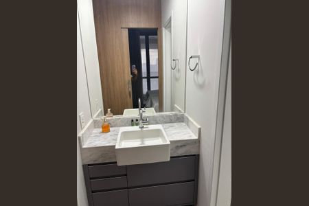 Banheiro de apartamento para alugar com 1 quarto, 51m² em Alto da Boa Vista, Ribeirão Preto