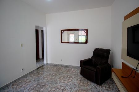 Sala de casa para alugar com 2 quartos, 175m² em Vila da Penha, Rio de Janeiro