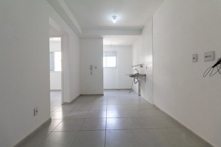 Sala e Cozinha de apartamento para alugar com 2 quartos, 37m² em Artur Alvim, São Paulo