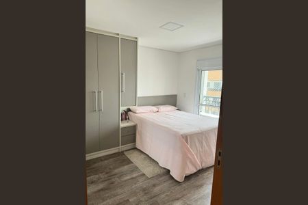 Quarto de apartamento à venda com 3 quartos, 97m² em Vila Scarpelli, Santo André