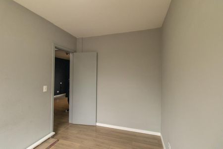 Quarto 2 de apartamento para alugar com 2 quartos, 42m² em Tatuquara, Curitiba