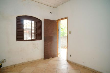 Sala de casa para alugar com 2 quartos, 70m² em Itapeba, Maricá