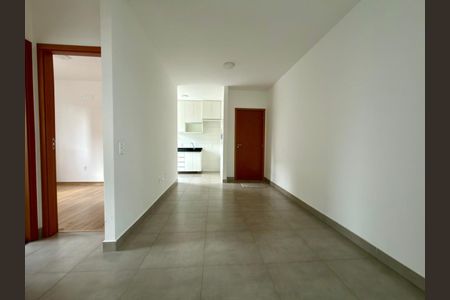 sala de apartamento para alugar com 2 quartos, 67m² em Eldorado, Contagem