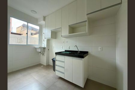 Cozinha de apartamento para alugar com 2 quartos, 67m² em Eldorado, Contagem