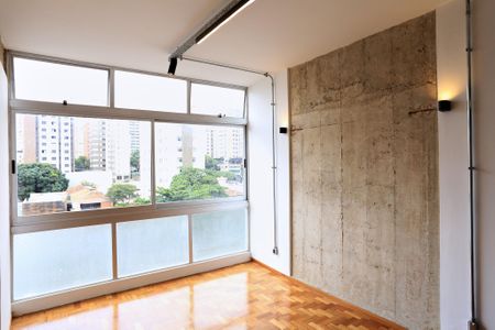 Sala de apartamento à venda com 2 quartos, 60m² em Funcionários, Belo Horizonte
