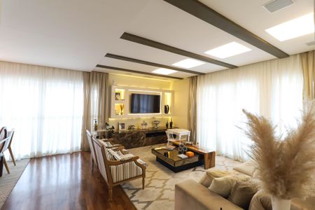 Apartamento à venda com 3 quartos, 158m² em Vila Maria Alta, São Paulo