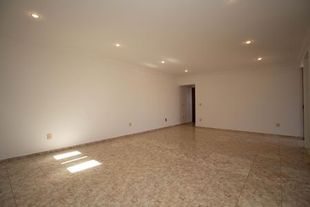 Sala de casa de condomínio para alugar com 4 quartos, 400m² em Sobradinho, Brasília