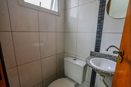 Lavabo de casa para alugar com 2 quartos, 136m² em Vila Curuçá, Santo André