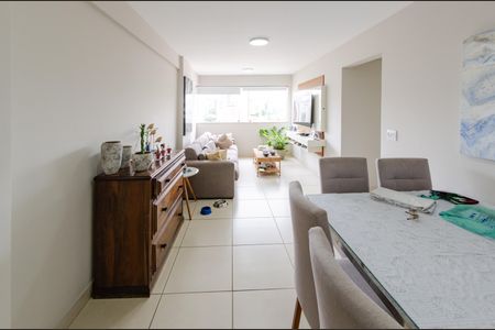 Sala de apartamento à venda com 3 quartos, 102m² em Nova Suíça, Belo Horizonte