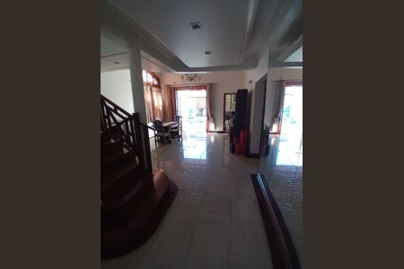 Sala de casa para alugar com 4 quartos, 272m² em Cristo Rei, São Leopoldo