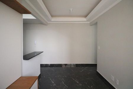 Sala de apartamento à venda com 2 quartos, 45m² em Piraporinha, Diadema