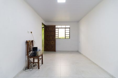 Sala de casa à venda com 3 quartos, 120m² em Vila Caraguata, São Paulo