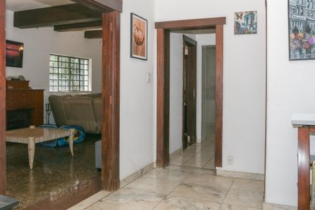 Entrada de casa para alugar com 5 quartos, 470m² em Lapa, São Paulo