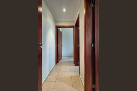 Corredor de apartamento para alugar com 2 quartos, 63m² em Jardim Dom Vieira, Campinas