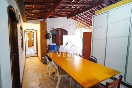 Casa à venda com 3 quartos, 481m² em Vila Leopoldina, Santo André