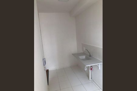 Cozinha de apartamento para alugar com 2 quartos, 42m² em Parque São Lourenço, São Paulo