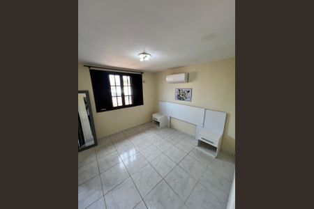 Casa para alugar com 3 quartos, 200m² em Jardim Atlântico Central, Maricá