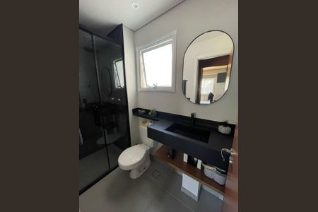 Banheiro de apartamento à venda com 2 quartos, 72m² em Cidade Luíza, Jundiaí