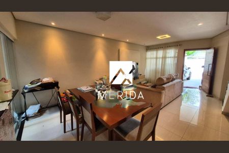 Casa à venda com 3 quartos, 145m² em Vila Alpina, Santo André