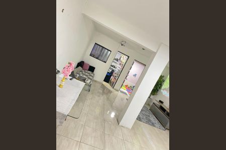 Sala de casa para alugar com 5 quartos, 200m² em Parque das Arvores, São Paulo