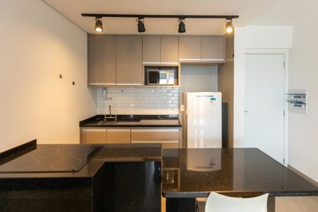 Cozinha de kitnet/studio para alugar com 1 quarto, 46m² em Centro, Campinas