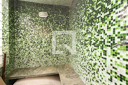 Casa à venda com 4 quartos, 700m² em Santo Amaro, São Paulo