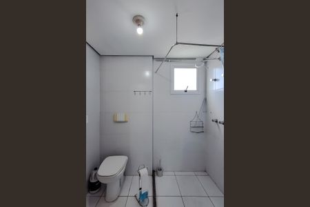 Banheiro de kitnet/studio para alugar com 1 quarto, 29m² em Cambuci, São Paulo