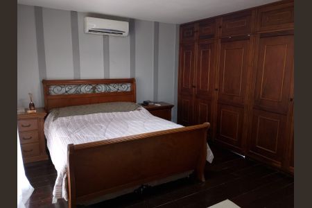 Quarto de casa para alugar com 3 quartos, 450m² em Jacarepaguá, Rio de Janeiro