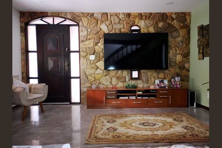 Sala de casa para alugar com 3 quartos, 450m² em Jacarepaguá, Rio de Janeiro