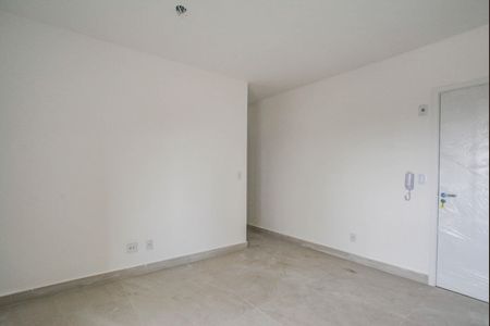 Sala de apartamento para alugar com 1 quarto, 51m² em Vila Camilópolis, Santo André