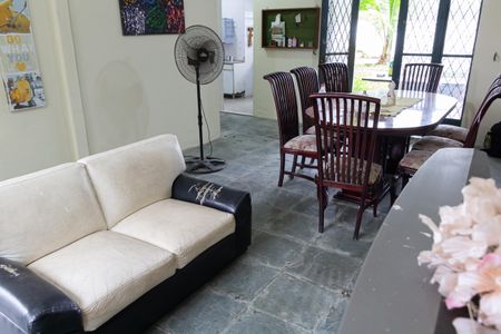 Sala de casa para alugar com 5 quartos, 360m² em Guaratiba, Rio de Janeiro