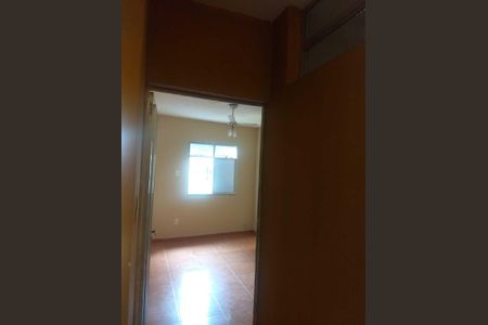 Quarto de apartamento para alugar com 1 quarto, 35m² em Anchieta, Nilópolis