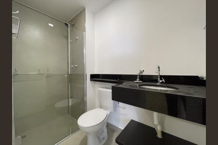 Banheiro de apartamento para alugar com 2 quartos, 59m² em Votupoca, Barueri
