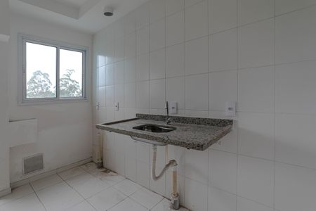 Cozinha de apartamento para alugar com 1 quarto, 27m² em Botujuru, Mogi das Cruzes