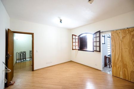 Quarto 01 de casa para alugar com 3 quartos, 160m² em Vila Moreira, São Paulo