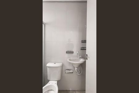 Banheiro de apartamento para alugar com 1 quarto, 29m² em Jardim Penha, São Paulo