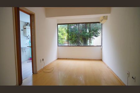 Sala de apartamento para alugar com 2 quartos, 54m² em Glória, Porto Alegre