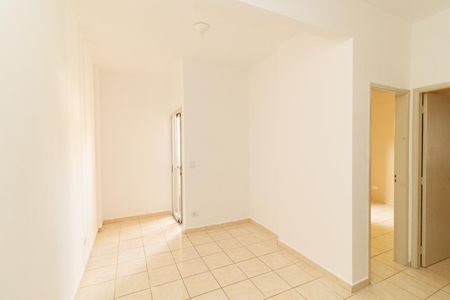 Sala de apartamento para alugar com 2 quartos, 75m² em Vila Gustavo, São Paulo