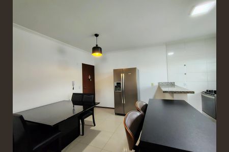 Sala de apartamento para alugar com 2 quartos, 75m² em Ingleses Norte, Florianópolis
