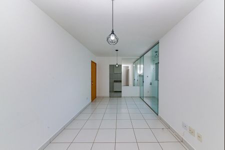 Sala de apartamento à venda com 2 quartos, 55m² em Estrela do Oriente, Belo Horizonte