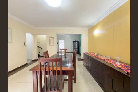 Casa à venda com 4 quartos, 220m² em Vila Mariana, São Paulo