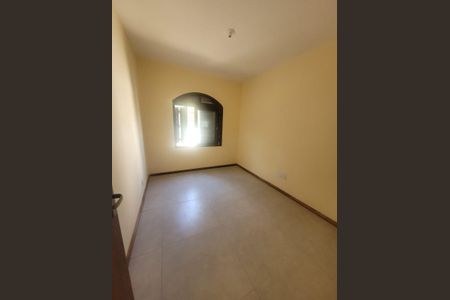 Quarto 1 de casa para alugar com 4 quartos, 240m² em Chácara das Pedras, Porto Alegre