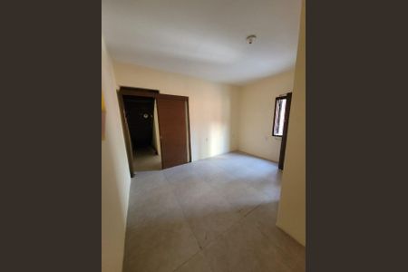 Sala de casa para alugar com 4 quartos, 240m² em Chácara das Pedras, Porto Alegre