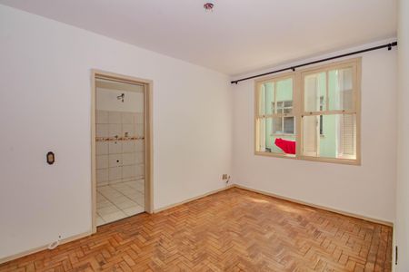 Sala de apartamento para alugar com 2 quartos, 57m² em Vila Ipiranga, Porto Alegre