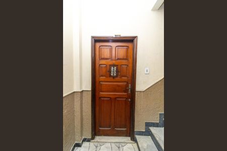 Entrada de apartamento para alugar com 1 quarto, 56m² em Realengo, Rio de Janeiro