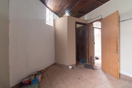 Kitnet de casa para alugar com 0 quarto, 25m² em Ipiranga, São Paulo