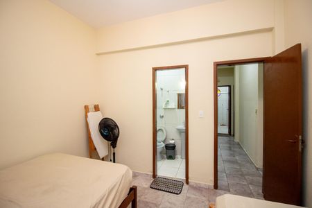 Quarto Suíte de casa para alugar com 3 quartos, 120m² em Sapucaias, Contagem
