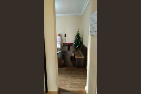 Corredor de apartamento à venda com 2 quartos, 50m² em Jardim Miriam, São Paulo