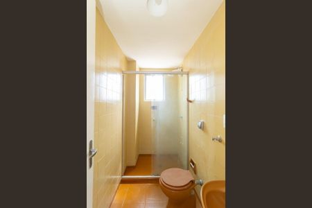 Banheiro de apartamento para alugar com 1 quarto, 46m² em Farroupilha, Porto Alegre